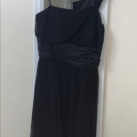 Maggy London Dresses & Skirts - Maggy London Elegant Black Silk Dress